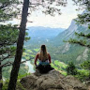 Meet your Posher, Dana